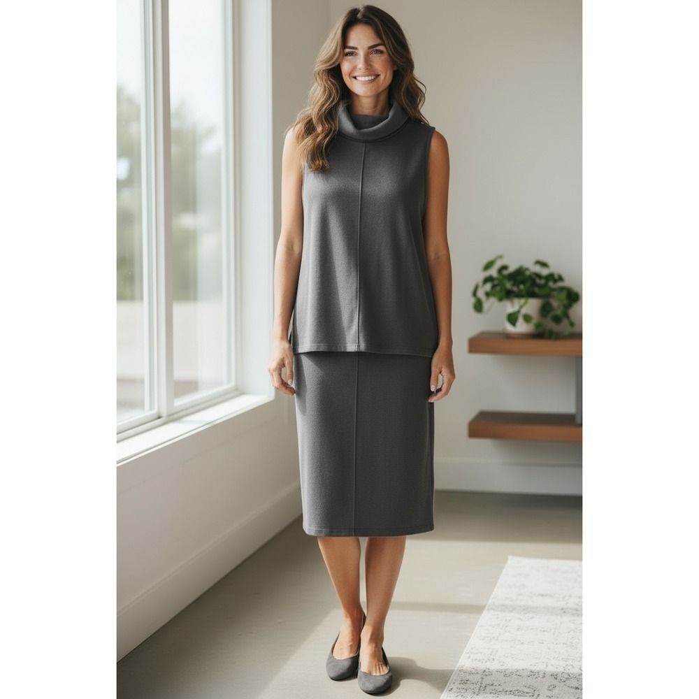 OGL FuzzLuxe Turtle‎ Neck Split Hem Top Black Sleeveless Size Small Minimalist